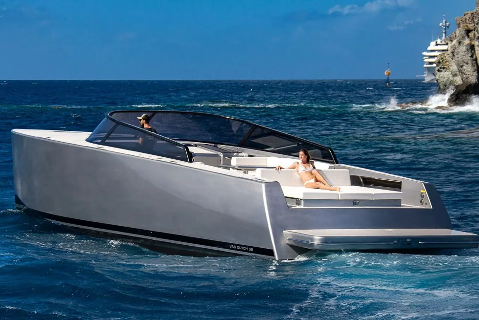 VanDutch 55 running along the St Barth coast